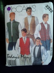 2222 MR. SMART VESTS TUX/SHAPE/BUTTON OR NOT PATTERN 40